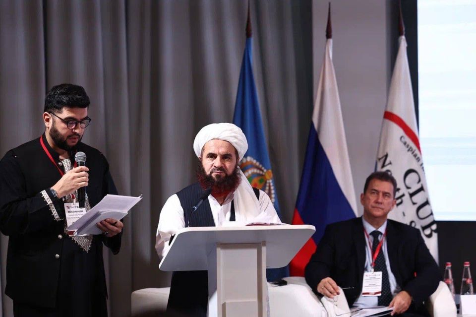 Предприниматели Херсонской области приняли участие в Третьем Астраханском международном форуме «МТК Север–Юг», где смогли изнутри увидеть, как работает ключевой маршрут для поставок в Иран, Ирак, Афганистан и страны Средней... Предприниматели Херсонской области приняли участие в Третьем Астраханском международном форуме «МТК Север–Юг», где смогли изнутри увидеть, как работает ключевой маршрут для поставок в Иран, Ирак, Афганистан и страны Средней...