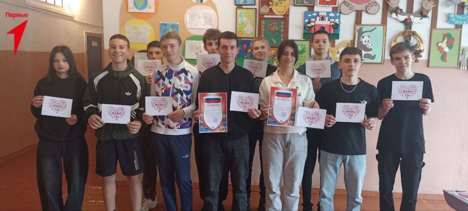 Первые Новопокровской школы одержали победу в турнире по волейболу Первые Новопокровской школы одержали победу в турнире по волейболу