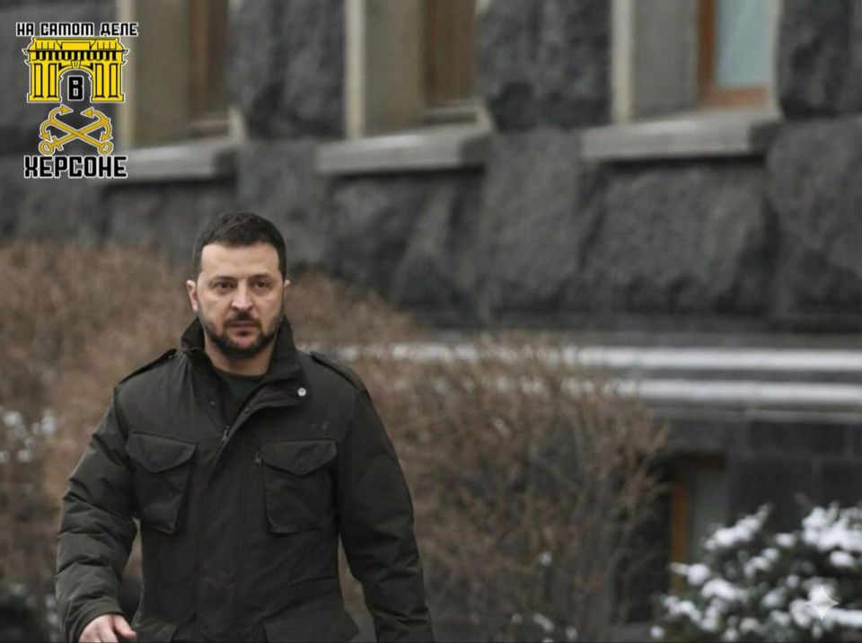 Загрызите друг друга. Громкая отставка в стане противника! Глава офиса президента Украины и по совместительству близкий дружок Зе Андрей Ермак написал заявление об уходе — сразу после того, как к нему пришли с обыском из-за... Загрызите друг друга. Громкая отставка в стане противника! Глава офиса президента Украины и по совместительству близкий дружок Зе Андрей Ермак написал заявление об уходе — сразу после того, как к нему пришли с обыском из-за...