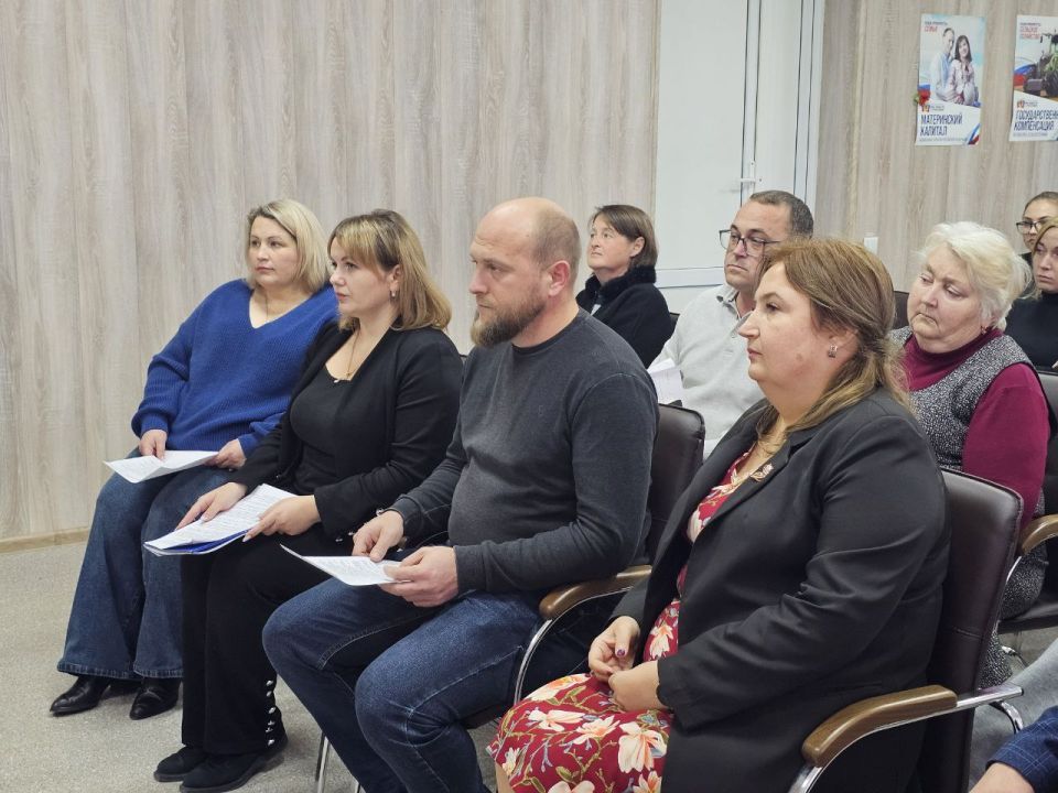 В пгт. Чаплинка накануне отчетной конференции регионального отделения «Единой России» прошла конференция местного отделения В пгт. Чаплинка накануне отчетной конференции регионального отделения «Единой России» прошла конференция местного отделения