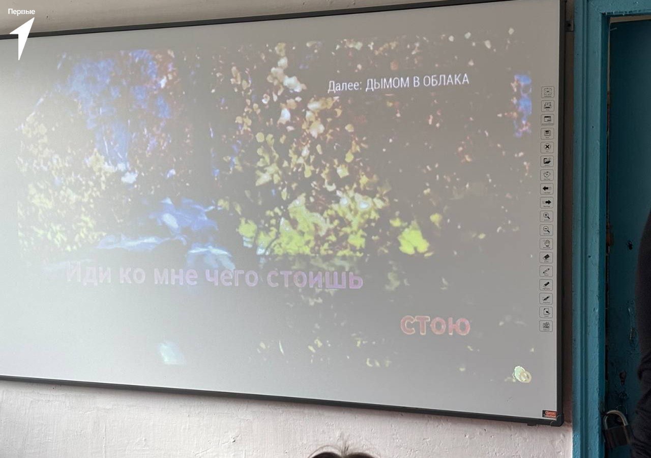 Первые Круглоозерской школы приняли участие в мероприятии «Караоке-вечер: звезды на сцене» Первые Круглоозерской школы приняли участие в мероприятии «Караоке-вечер: звезды на сцене»