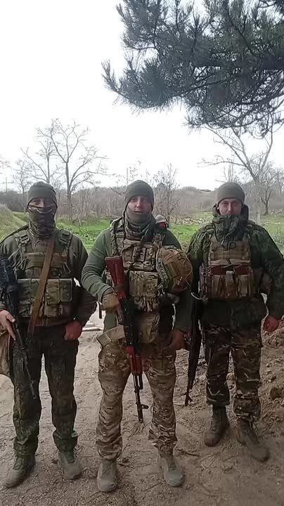 Слово из сердца: поздравления от сыновей