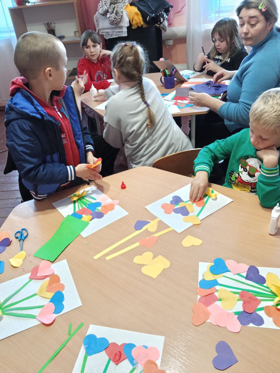 Творческий подарок для мам: в Новопавловском СК прошёл праздничный концерт