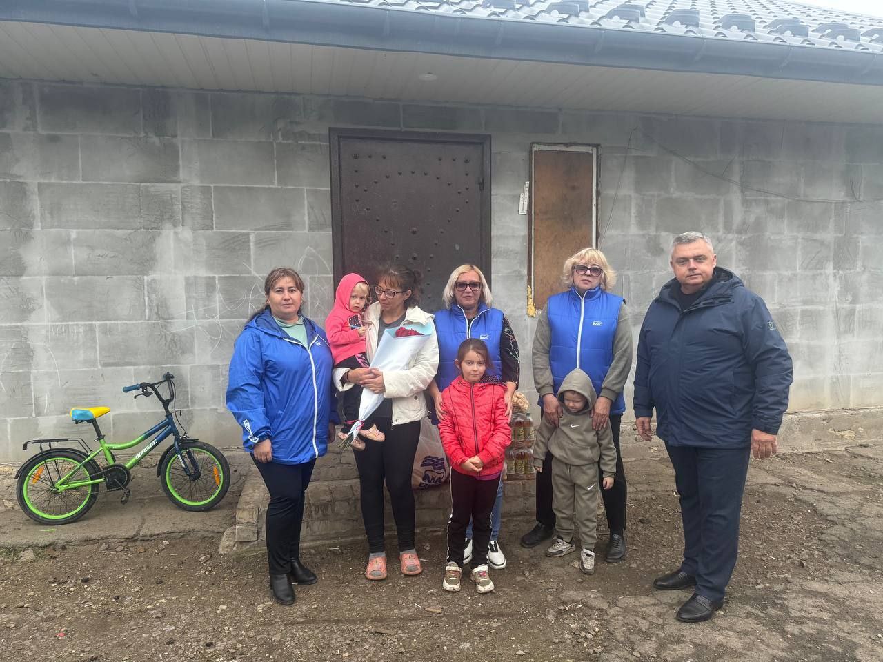 «Единая Россия» поддерживает семьи в День матери «Единая Россия» поддерживает семьи в День матери