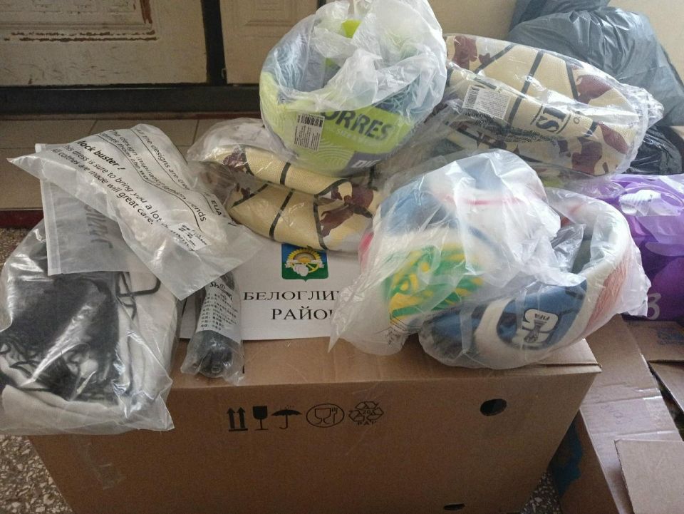 Активисты Белоглинского района Кубани доставили гуманитарную помощь в Геническ Активисты Белоглинского района Кубани доставили гуманитарную помощь в Геническ