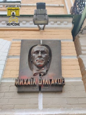             &quot;, &quot; &quot;!&quot;, ,         ,        