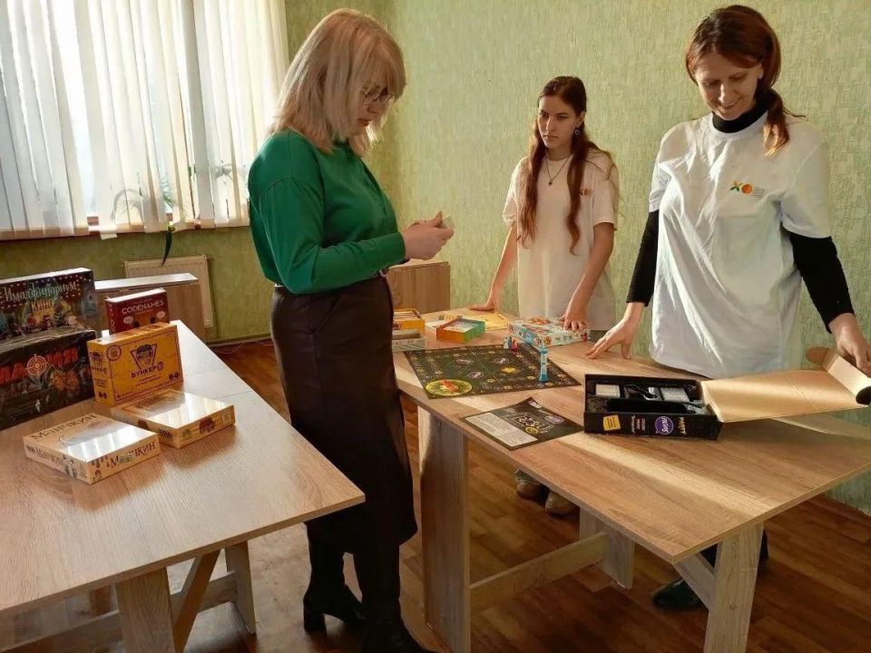 В Алешкинском округе эстафета молодежного форума «Прорыв» не угасает, а разгорается с новой силой В Алешкинском округе эстафета молодежного форума «Прорыв» не угасает, а разгорается с новой силой