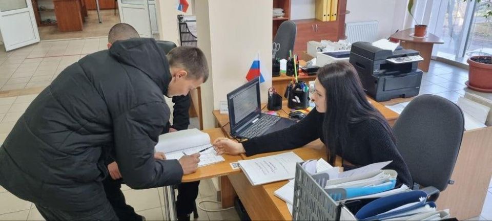 В Алешкинском округе эстафета молодежного форума «Прорыв» не угасает, а разгорается с новой силой В Алешкинском округе эстафета молодежного форума «Прорыв» не угасает, а разгорается с новой силой