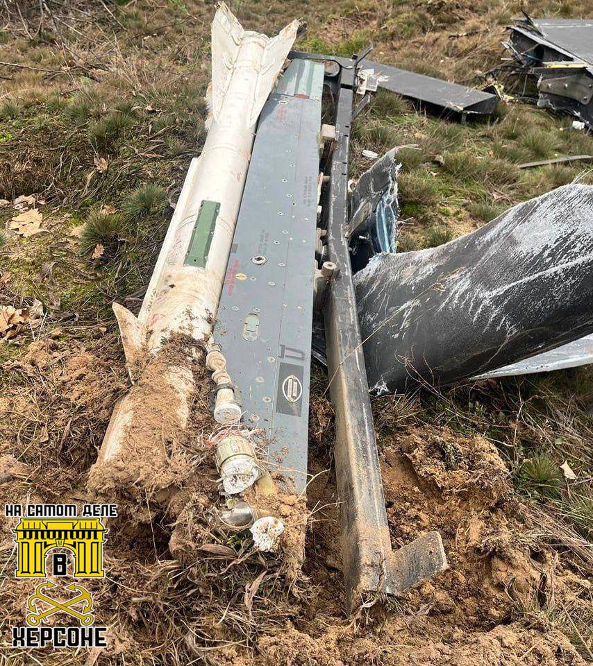 Украинские каналы сообщают, что российские БПЛА теперь могут запускать… ракеты