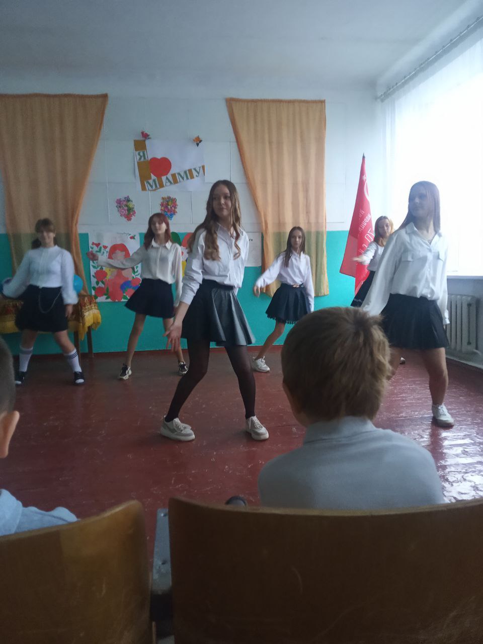 В ГБОУ ХО "Ольгинская школа" Горностаевского района прошло праздничное мероприятие посвящённое Дню матери В ГБОУ ХО "Ольгинская школа" Горностаевского района прошло праздничное мероприятие посвящённое Дню матери