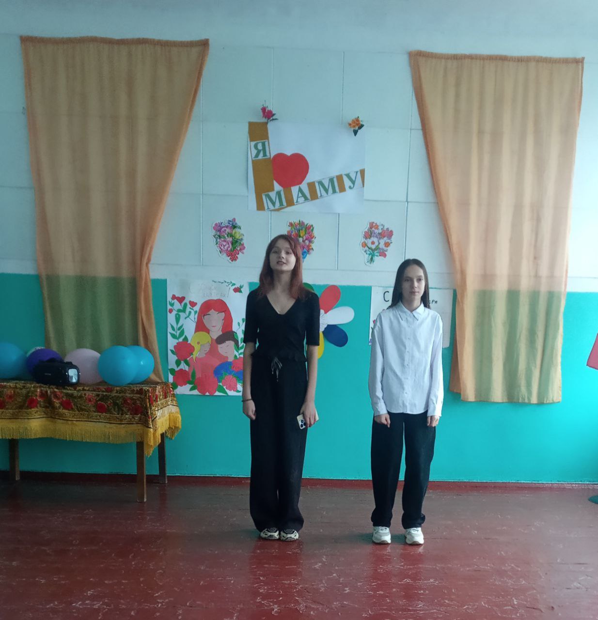 В ГБОУ ХО "Ольгинская школа" Горностаевского района прошло праздничное мероприятие посвящённое Дню матери