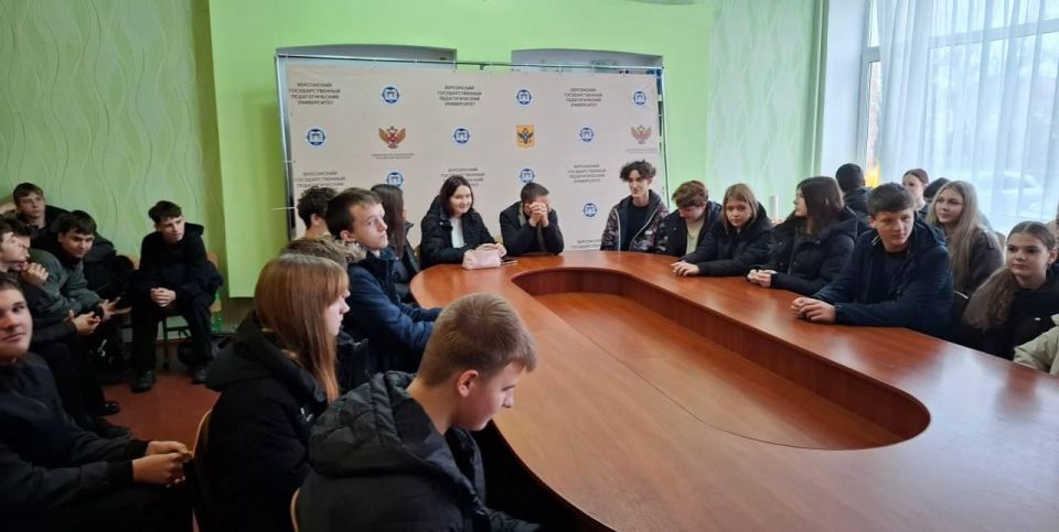 В ХГПУ провели математический брейн-ринг для школьников Скадовска В ХГПУ провели математический брейн-ринг для школьников Скадовска