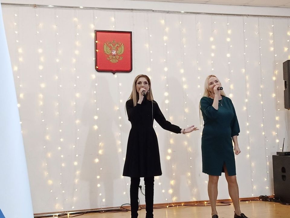 В Геническе состоялся праздничный концерт, посвящённый Международному дню инвалидов В Геническе состоялся праздничный концерт, посвящённый Международному дню инвалидов