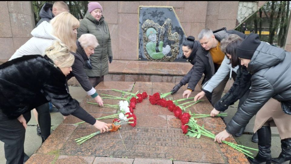 Надежда Бабешко: В Ивановке почтили память погибших неизвестных солдат Надежда Бабешко: В Ивановке почтили память погибших неизвестных солдат