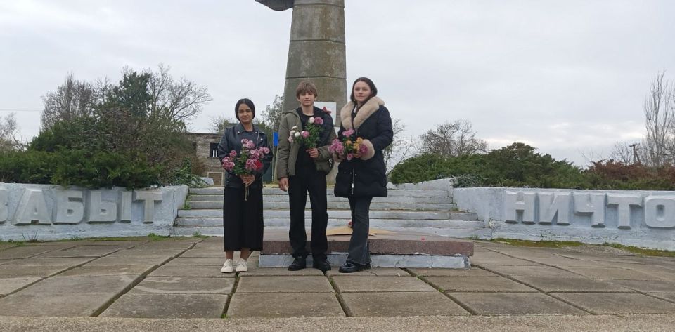 День Неизвестного Солдата: Александровская школа чтит память героев День Неизвестного Солдата: Александровская школа чтит память героев