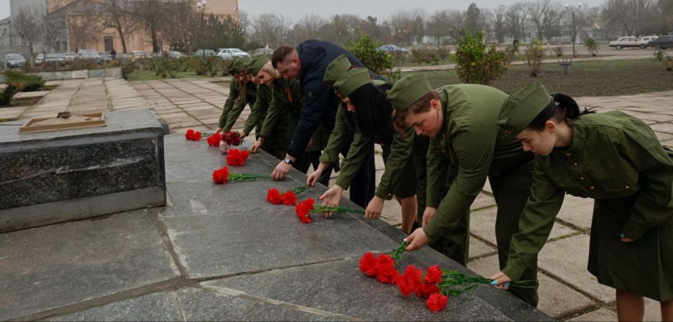 ���� ������������ ������ࠗ �������� ���� � ������, �������� �����������3 �������