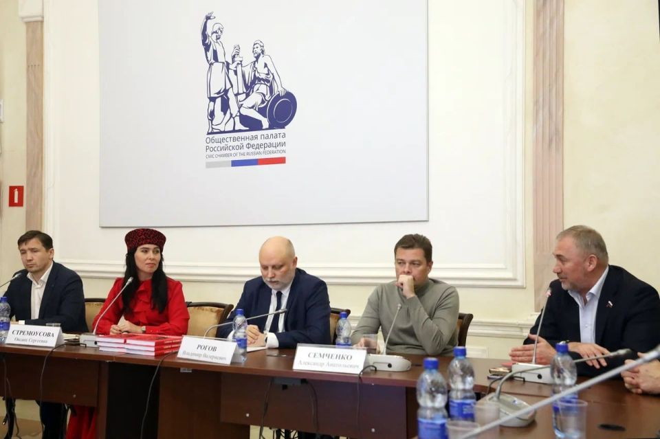 Константин Басюк: Че Новороссии. Вчера вечером тепло вспоминали Кирилла Стремоусова Константин Басюк: Че Новороссии. Вчера вечером тепло вспоминали Кирилла Стремоусова