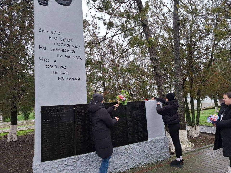 В сельских клубах округа почтили память Неизвестного Солдата В сельских клубах округа почтили память Неизвестного Солдата