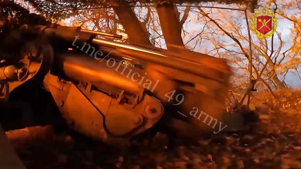 Боевая работа артиллерийского расчета буксируемой гаубицы «Гиацинт-Б» Боевая работа артиллерийского расчета буксируемой гаубицы «Гиацинт-Б»