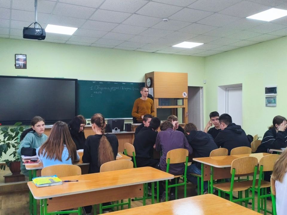 Ученики Чернянской школы приняли участие в проектировании молодежного пространства Ученики Чернянской школы приняли участие в проектировании молодежного пространства