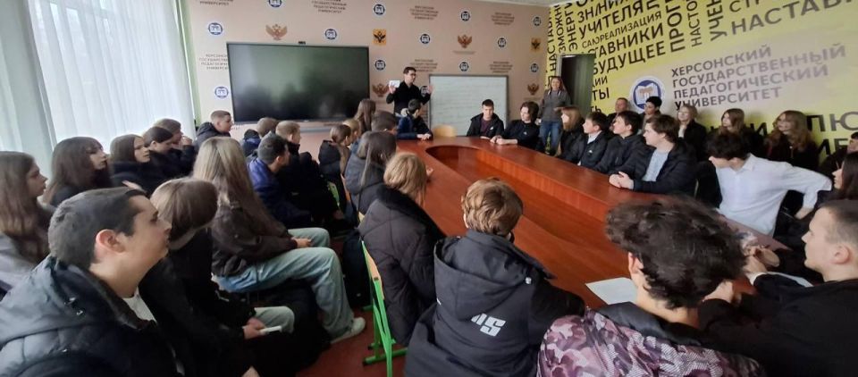 В ХГПУ провели математический брейн-ринг для школьников Скадовска В ХГПУ провели математический брейн-ринг для школьников Скадовска