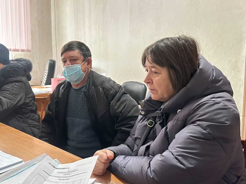 Провели выездной приём граждан в селе Каменка Провели выездной приём граждан в селе Каменка