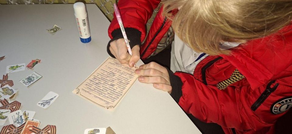 «Письмо солдату»: акция в Приморской библиотеке «Письмо солдату»: акция в Приморской библиотеке