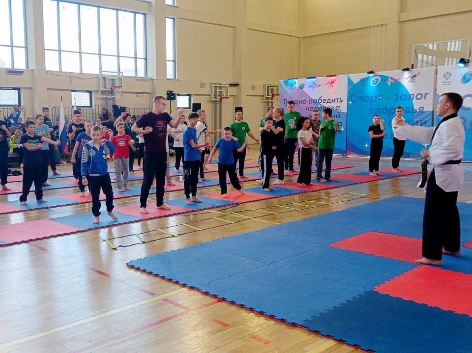 Херсонские спортсмены покоряют Алушту Херсонские спортсмены покоряют Алушту