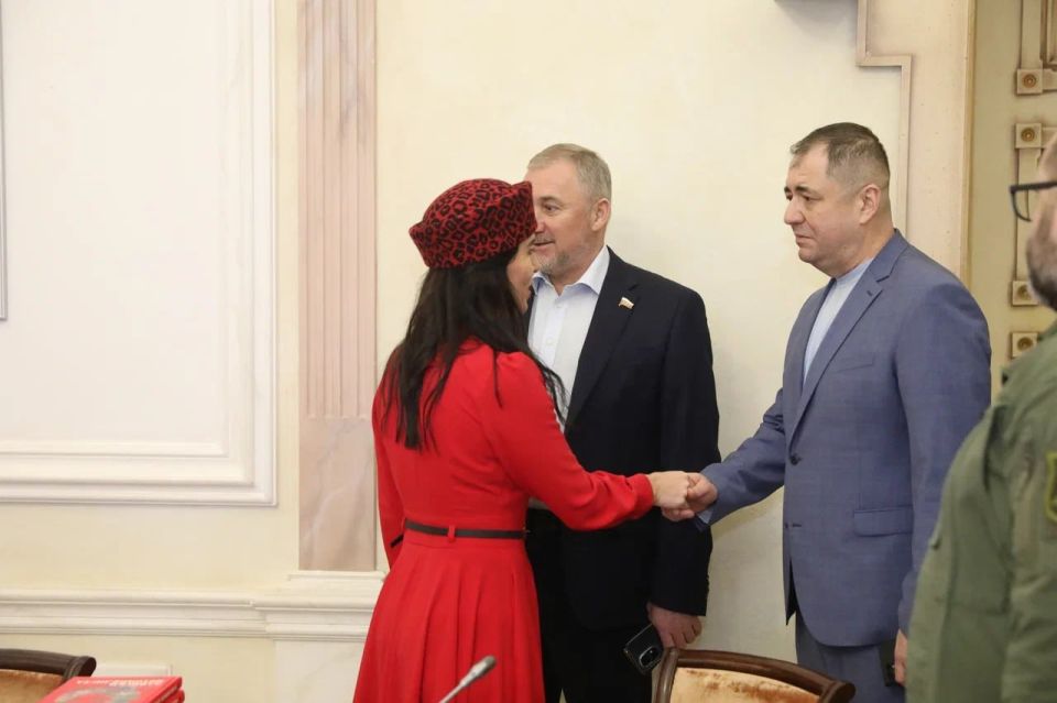 В Общественной палате России презентовали переиздание книги Кирилла Стремоусова В Общественной палате России презентовали переиздание книги Кирилла Стремоусова