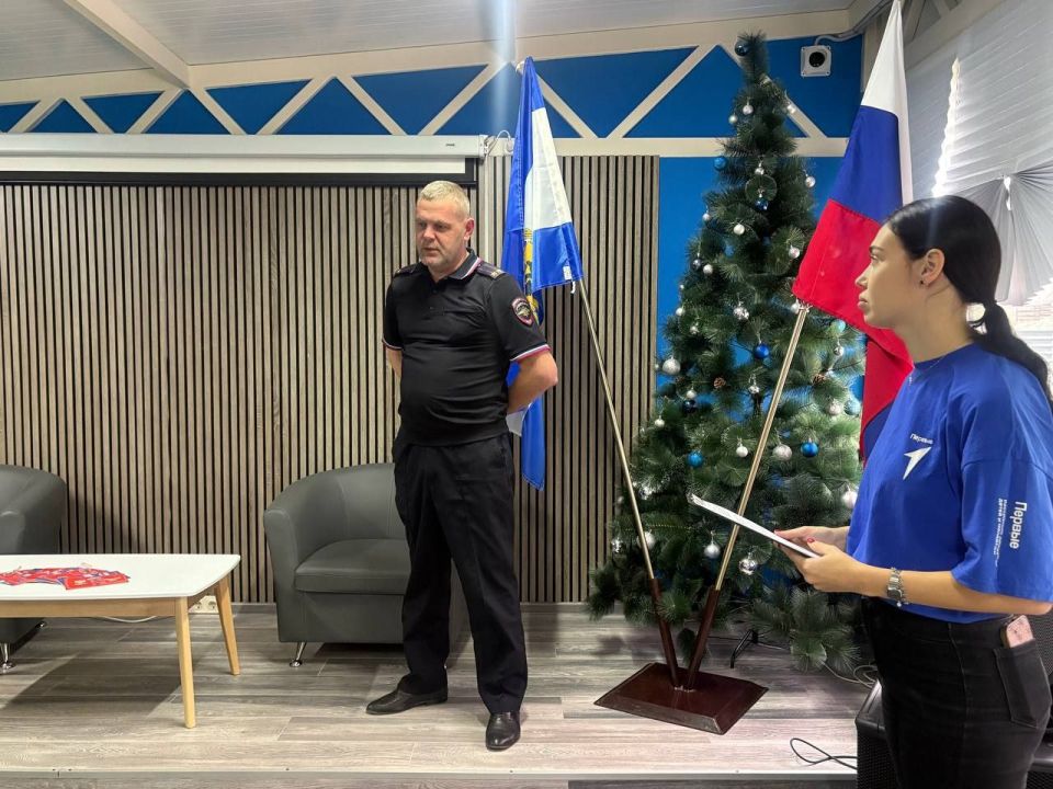 Важный шаг во взрослую жизнь: вручение паспортов юным жителям Голопристанского округа Важный шаг во взрослую жизнь: вручение паспортов юным жителям Голопристанского округа