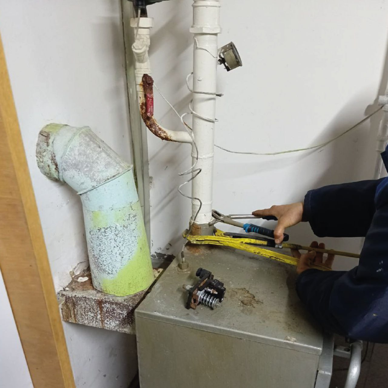 Аварийная бригада Калининградской области отчиталась о проделанной работе в Алешкинском округе за две недели #помощь39региона Аварийная бригада Калининградской области отчиталась о проделанной работе в Алешкинском округе за две недели #помощь39региона