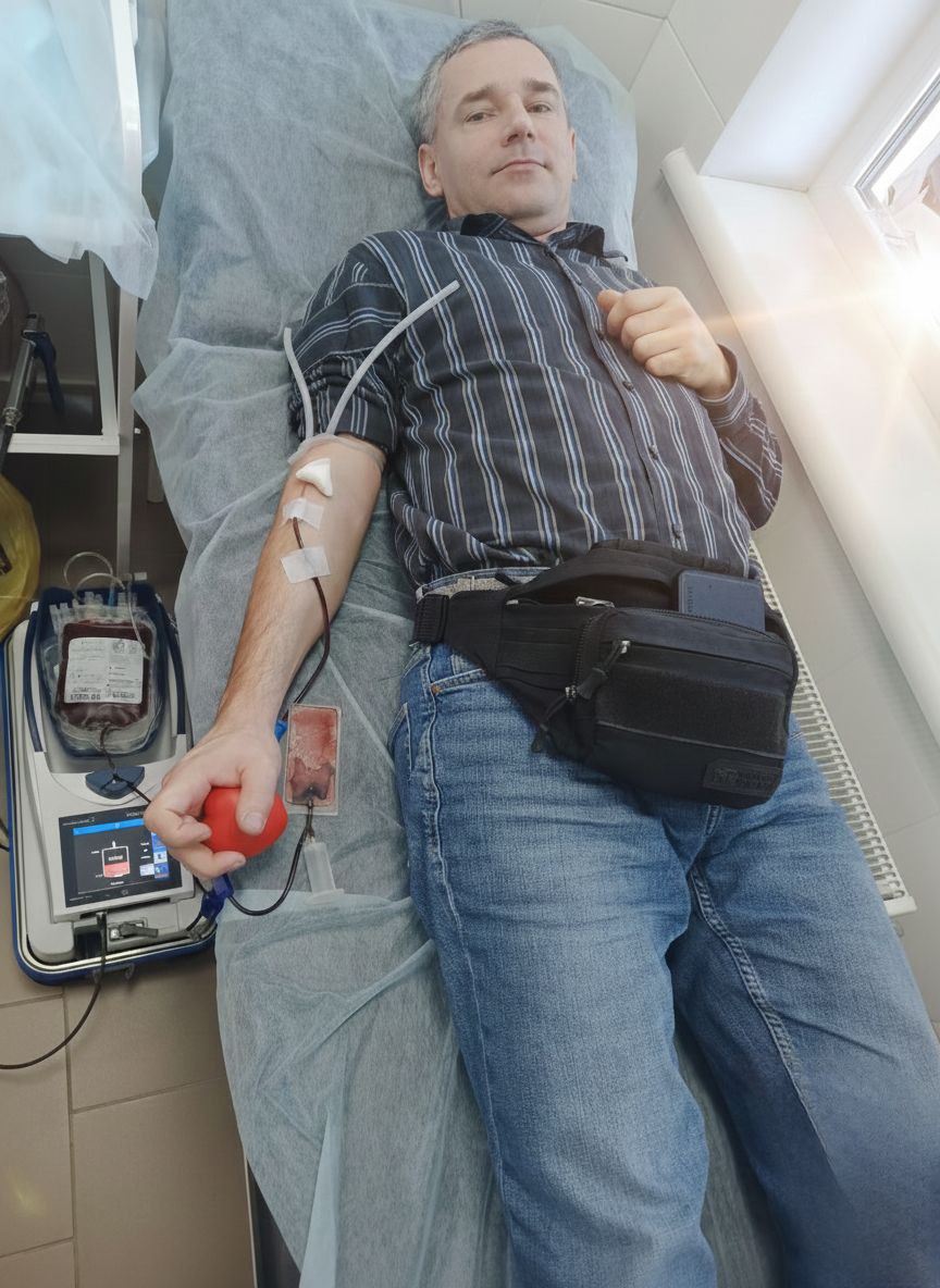 «Капля крови — капля жизни»: наши сотрудники стали донорами «Капля крови — капля жизни»: наши сотрудники стали донорами