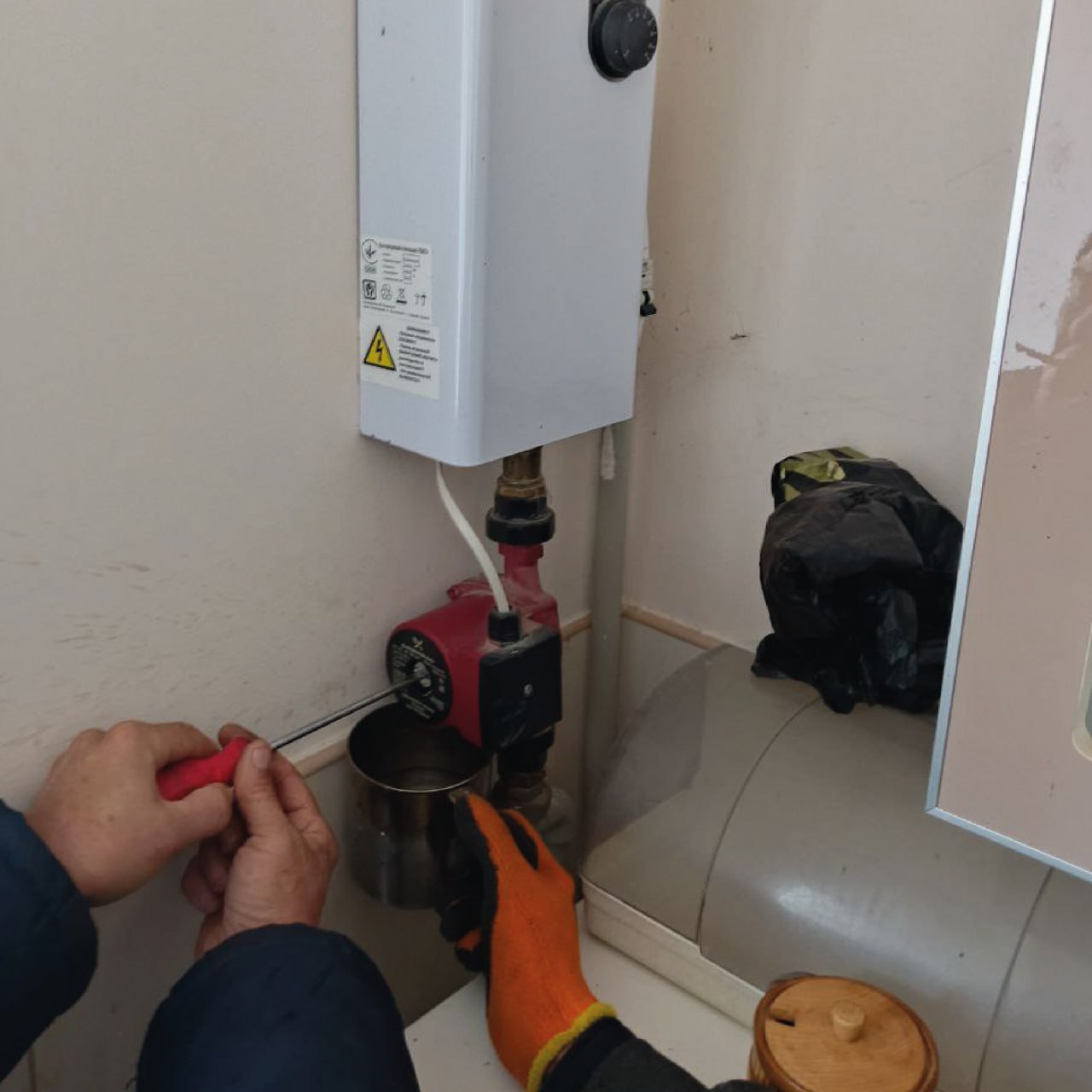 Аварийная бригада Калининградской области отчиталась о проделанной работе в Алешкинском округе за две недели #помощь39региона Аварийная бригада Калининградской области отчиталась о проделанной работе в Алешкинском округе за две недели #помощь39региона