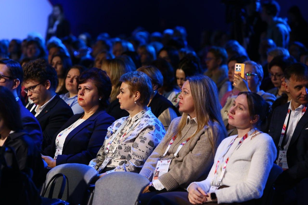 Глава Минтруда России Антон Котяков представил основные тренды рынка труда до 2032 года на Всероссийском кадровом форуме Глава Минтруда России Антон Котяков представил основные тренды рынка труда до 2032 года на Всероссийском кадровом форуме