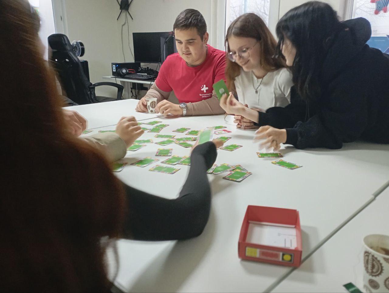 «Формула спасения» от волонтеров-медиков «Формула спасения» от волонтеров-медиков