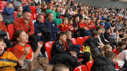 Дети из Херсонской области посетили матч по баскетболу «Локомотив-Кубань» — ЦСКА в Краснодаре