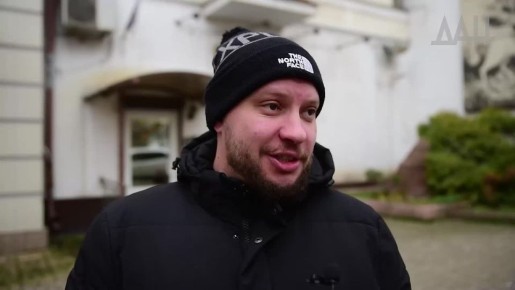 А вы уже поставили елку? А шампанским запаслись?