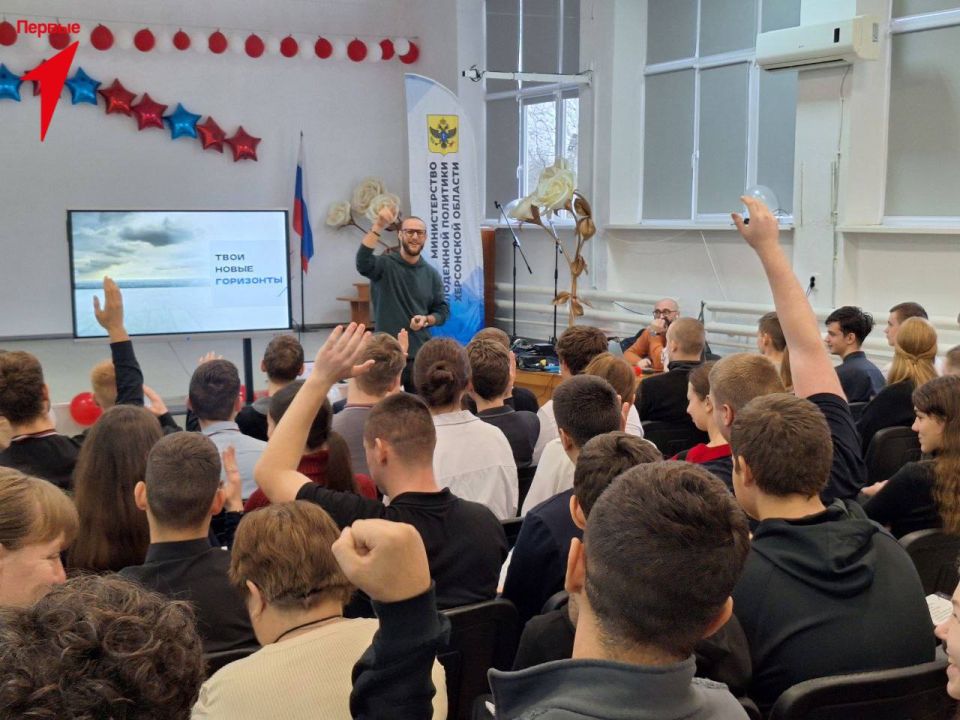 Первые Чаплинской школы № 1 посетили семинар по развитию молодежного предпринимательства Первые Чаплинской школы № 1 посетили семинар по развитию молодежного предпринимательства