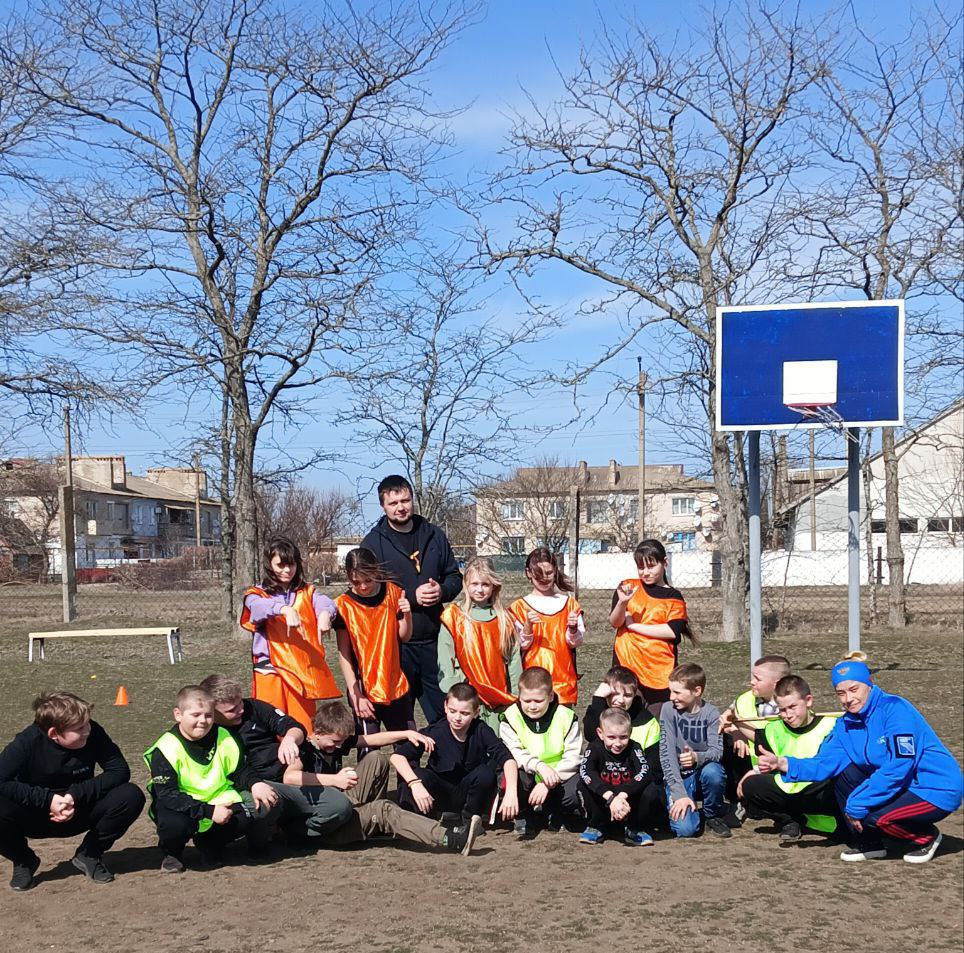 Приехали на СВО вслед за десантником: Семья из Сибири переселилась на Херсонщину за сыном-офицером Приехали на СВО вслед за десантником: Семья из Сибири переселилась на Херсонщину за сыном-офицером
