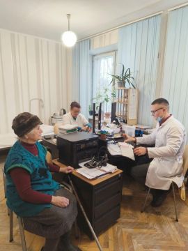 Врачи из Адыгеи оказывают медицинскую помощь жителям Херсонской области