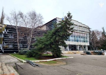 В Чаплинке идёт капитальный ремонт местного дома культуры в рамках нацпроекта «Семья»