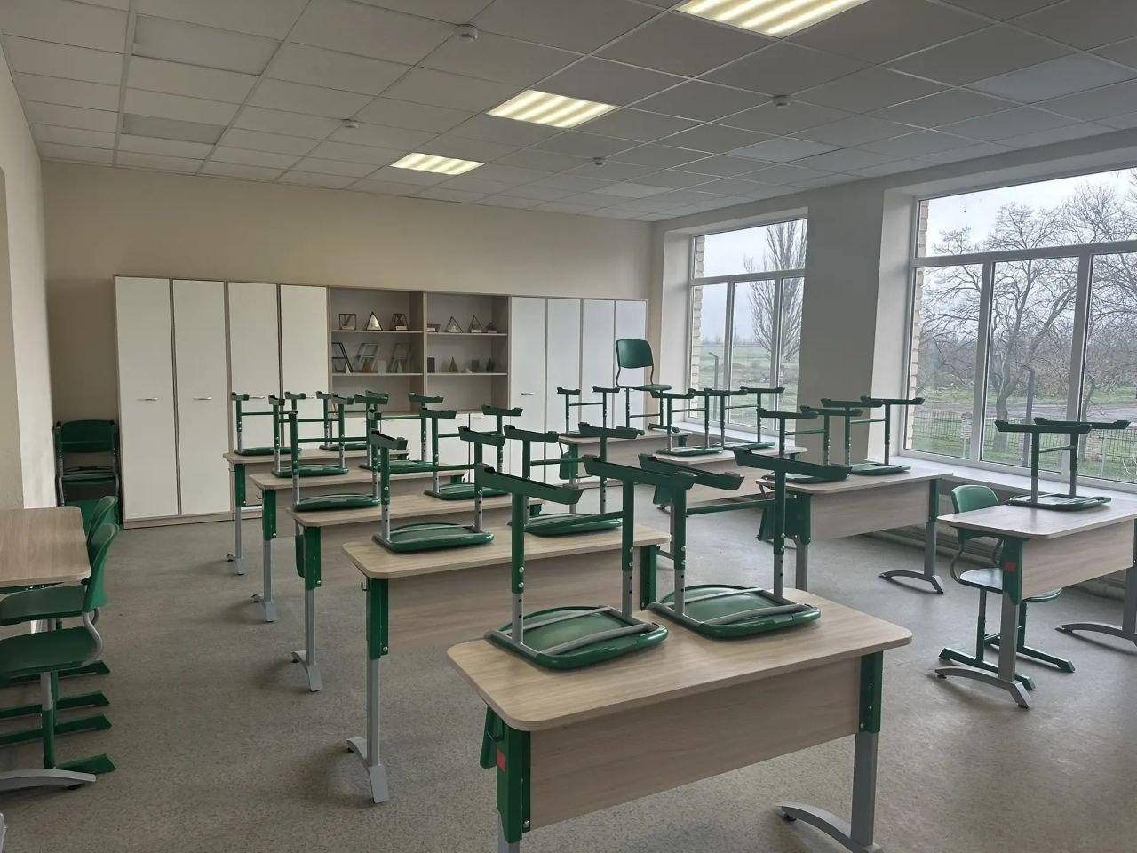 Правительство Херсонской области выразило благодарность Адыгее за капремонт Вольновской школы Правительство Херсонской области выразило благодарность Адыгее за капремонт Вольновской школы