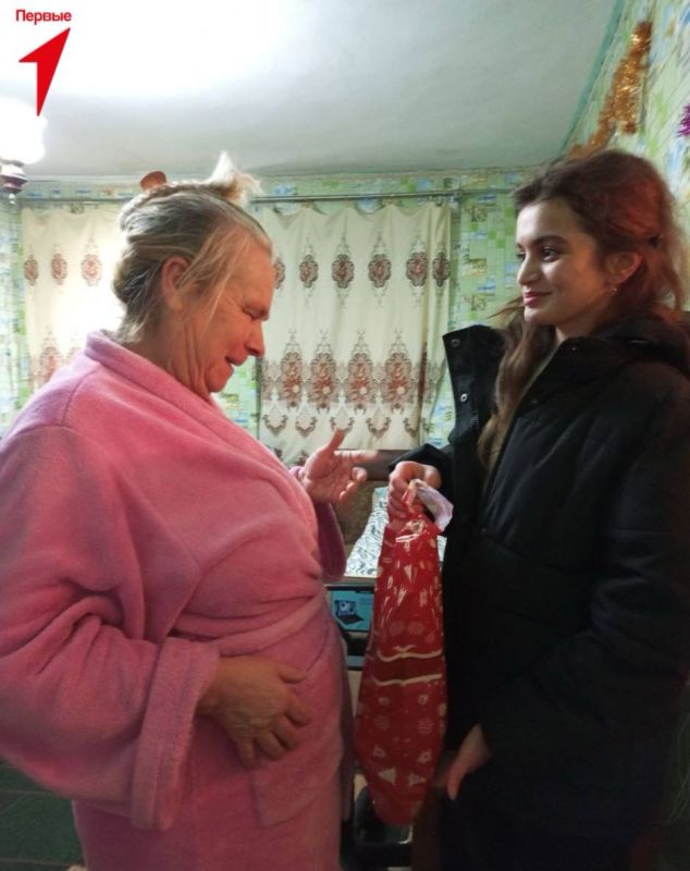 Первые Чаплинской школы № 2 совершают добрые дела Первые Чаплинской школы № 2 совершают добрые дела