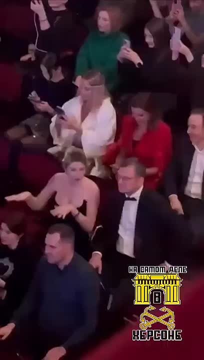 Пока украинские женщины скорбят по погибшим, жена Кулебы радуется жизни