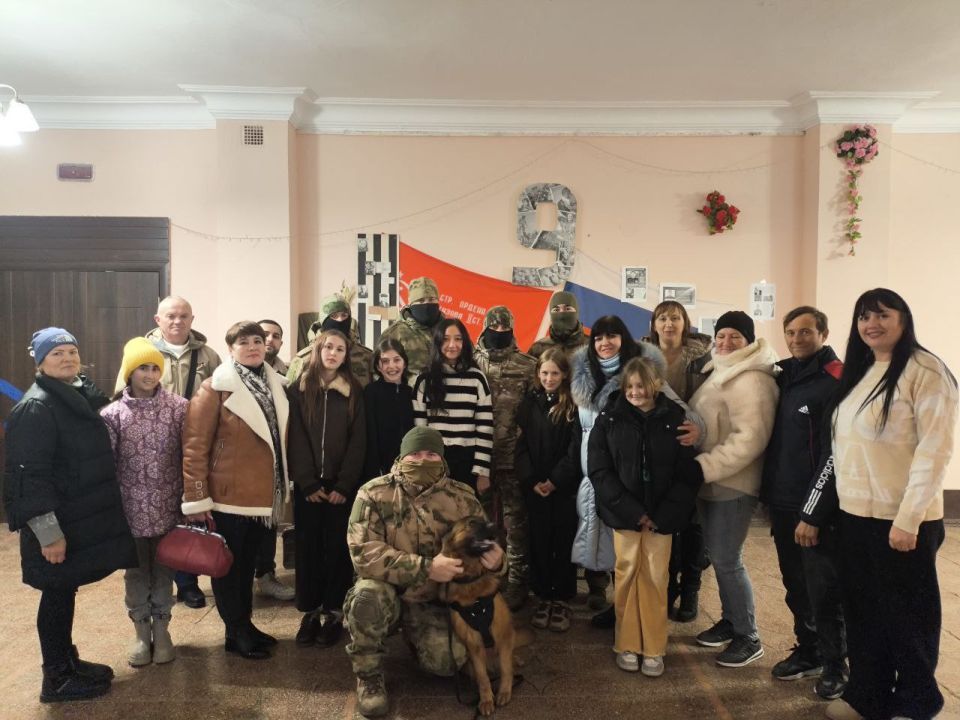 Торжественный митинг-реквием «Памяти героев» прошел в селе Вольное при поддержке «Единой России» Торжественный митинг-реквием «Памяти героев» прошел в селе Вольное при поддержке «Единой России»
