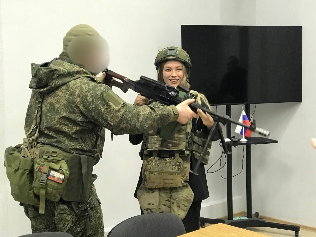 Участники СВО провели урок мужества в Тавричанской школе Участники СВО провели урок мужества в Тавричанской школе