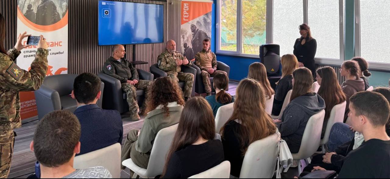 С Днём Героев Отечества!. От ратных полей Древней Руси до огненных рубежей наших дней — Россия стоит благодаря силе духа своих защитников С Днём Героев Отечества!. От ратных полей Древней Руси до огненных рубежей наших дней — Россия стоит благодаря силе духа своих защитников