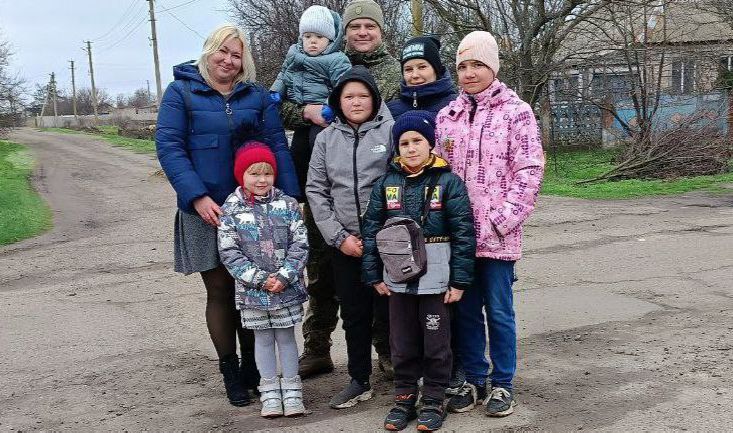 Школьники села Красный Подол поздравили участников СВО с Днем Героев Отечества Школьники села Красный Подол поздравили участников СВО с Днем Героев Отечества