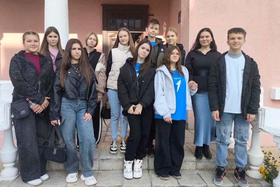 Как молодежь Херсонщины помогает пенсионерам и пострадавшим от ударов ВСУ