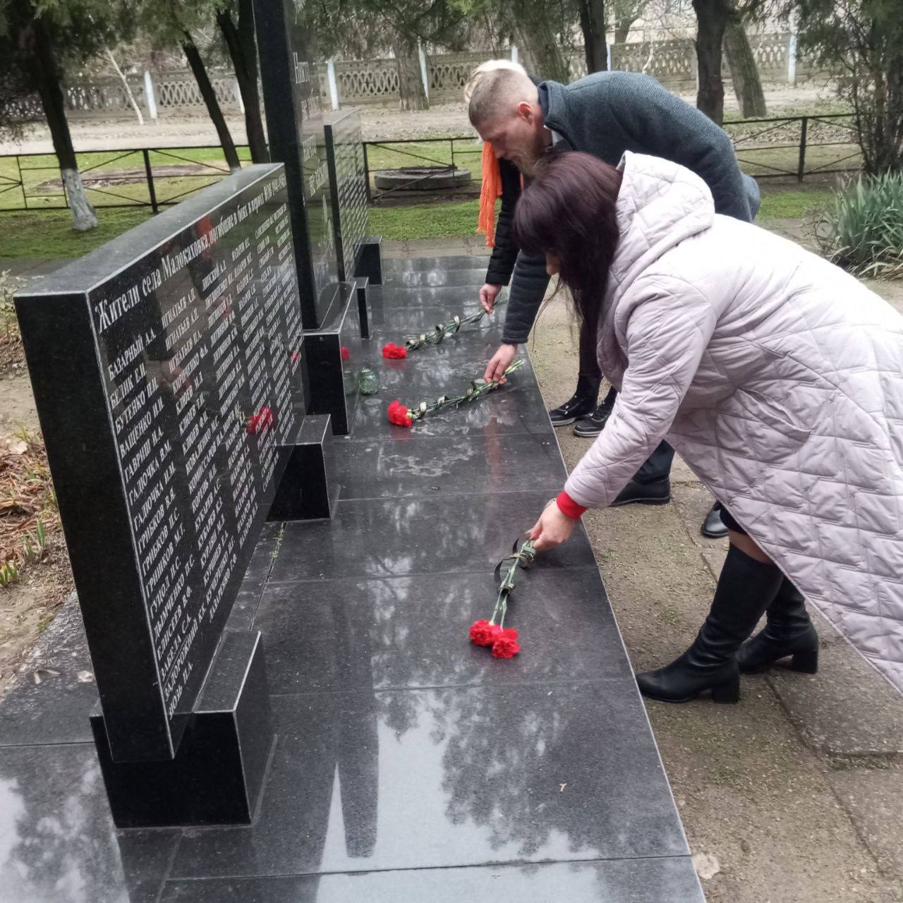 Сегодня День Героев Отечества Сегодня День Героев Отечества